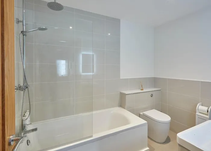 Host & - No 5 Hoggarths Yard * Whitby